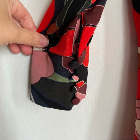 NWT Molly Bracken - Lili Sidonio Floral Red and Black Mock Neck 3/4 Sleeve Dress - Picture 3 of 10